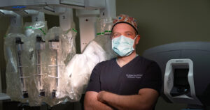 Dr. Eric Paul DaVinci Robot - DSC08497 copy