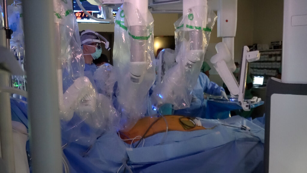 Robotic Cardiac Surgery Using da Vinci